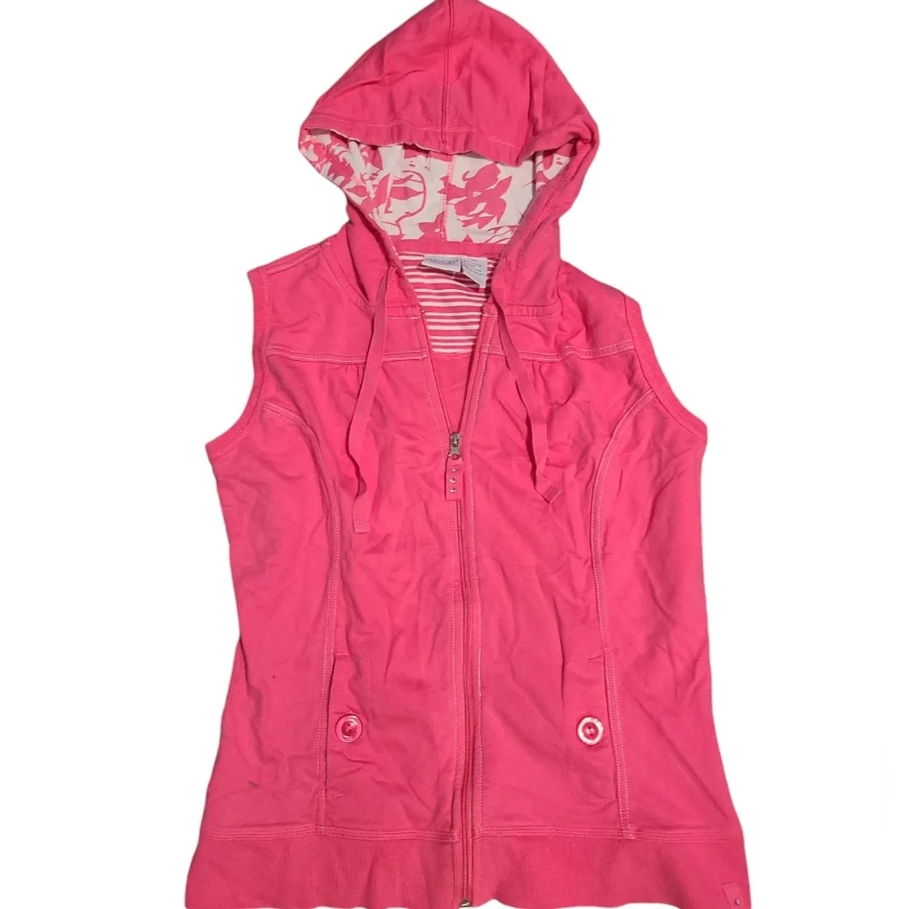 Princess Cruises great sleeveless